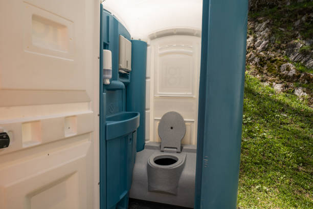 Best Porta potty delivery and setup  in Cranford, NJ